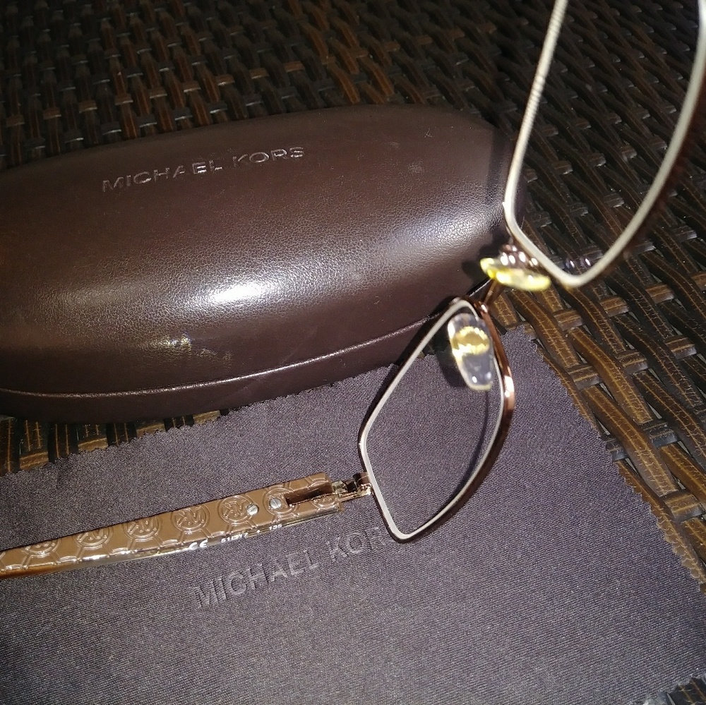 Michael Kors Eyewear View 4
